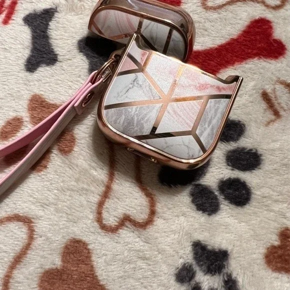 Airpods Case Airpods Cover Pink Apple AirPods Case, Strap, and Cushions - Picture 4 of 9